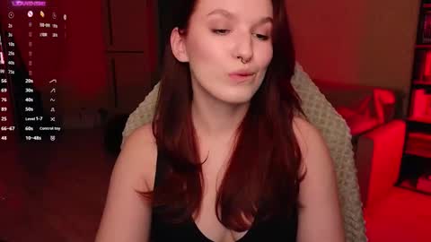 Val online show from November 11, 8:22 pm