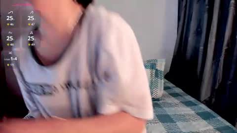 IG-valen mendoza99  twitter valenthompson99 online show from July 2, 5:45 am