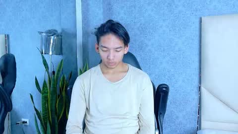 Valenor online show from October 21, 5:45 am