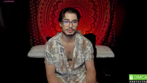 valentin_hoffman online show from March 18, 12:33 pm