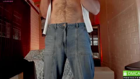 valentin_hoffman online show from April 18, 1:57 pm