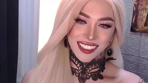 Amanda online show from November 25, 9:46 pm