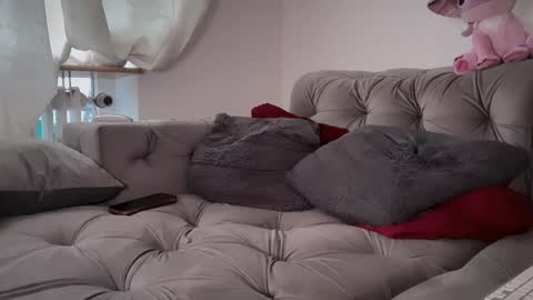 Valentina online show from October 21, 10:20 am