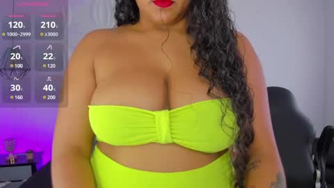 Snapshot of valentina_xx69 chatting on March 10, 5:18 pm Valentina online show from March 10, 5:18 pm