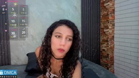 valentinaa_07 online show from May 23, 8:05 pm