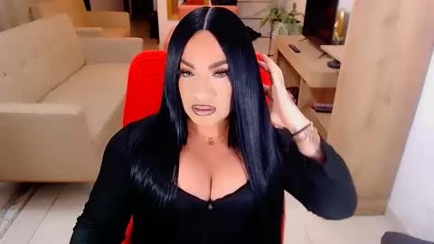 Snapshot of valentinaxqueen chatting on October 19, 11:20 pm online show from October 19, 11:20 pm