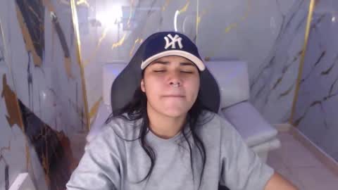 valeri_harpers4 online show from November 25, 5:45 pm