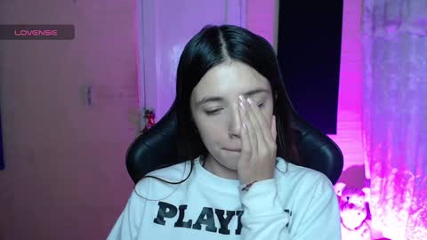 Snapshot of valeria_mendozza chatting on February 5, 8:43 am online show from February 5, 8:43 am