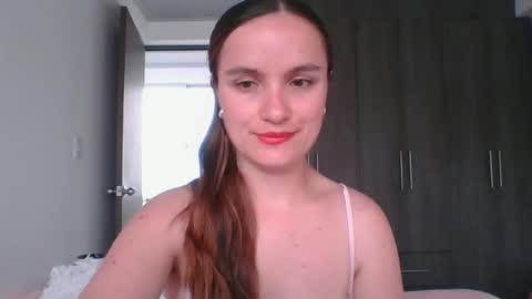 valeriafrannco online show from May 1, 10:37 pm