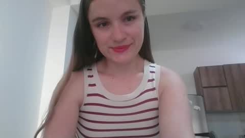 Snapshot of valeriafrannco chatting on October 6, 7:10 pm valeriafrannco online show from October 6, 7:10 pm