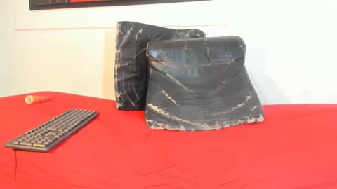 valeriapinkk online show from December 15, 9:22 pm