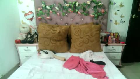 La valerie26 online show from October 9, 12:54 pm