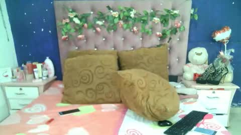 La valerie26 online show from November 27, 12:13 pm