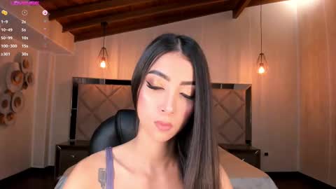 Snapshot of valeriavelvet chatting on February 27, 11:50 am Vale online show from February 27, 11:50 am