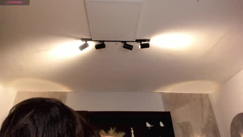 Snapshot of valeriavelvet chatting on March 4, 11:51 am Vale online show from March 4, 11:51 am
