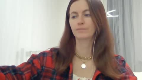 Snapshot of valerie_rose777 chatting on December 21, 7:38 pm valerie_rose777 online show from December 21, 7:38 pm