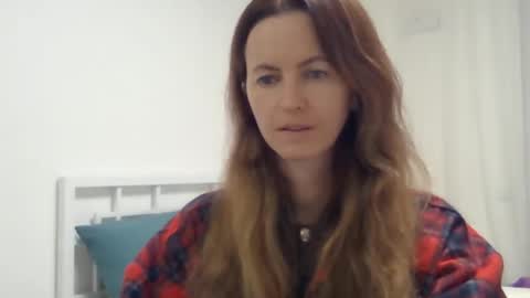 valerie_rose777 online show from November 2, 8:42 pm