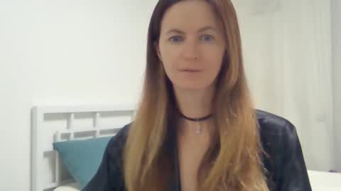 valerie_rose777 online show from October 20, 8:14 pm