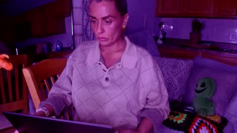 Valerie Virago online show from February 16, 12:14 pm