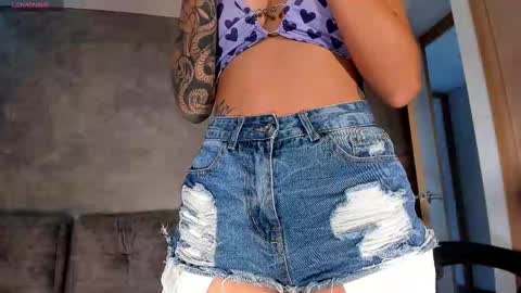  call me Val  online show from November 11, 3:36 pm