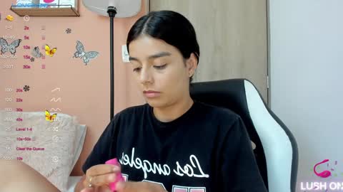 Snapshot of valerihouse chatting on January 22, 9:21 pm Juli C online show from January 22, 9:21 pm