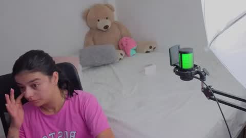 valerihouse_ online show from August 4, 1:34 am