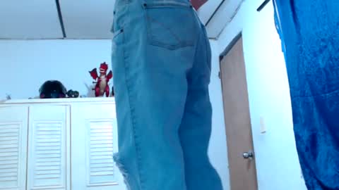 B V Naughty online show from June 12, 3:49 am