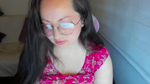 My name is Valery... Nice to meet you  thumb up me please its important online show from September 23, 2:16 am