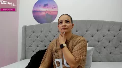 Valesskahall online show from November 19, 12:15 pm