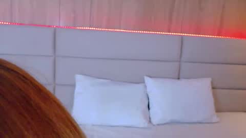 Vale online show from December 17, 11:39 am