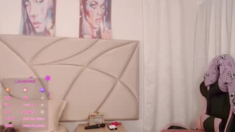 Vallery online show from March 1, 7:15 pm