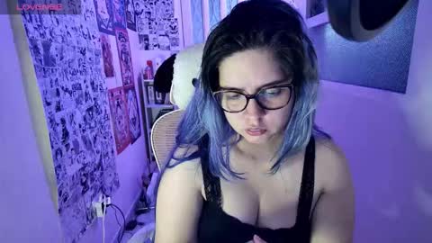 Im Violet online show from October 31, 2:01 am