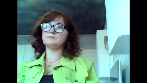 vally_bek1 online show from November 14, 10:06 am