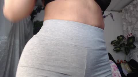 valquiria_sirgun online show from June 5, 10:42 am