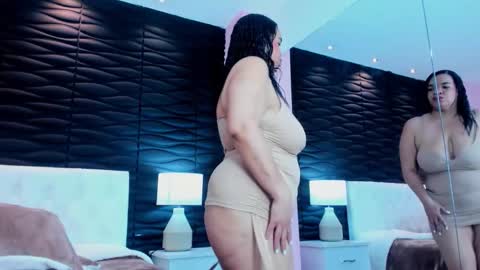 Snapshot of valrery_roussex chatting on October 17, 8:46 pm Valery online show from October 17, 8:46 pm