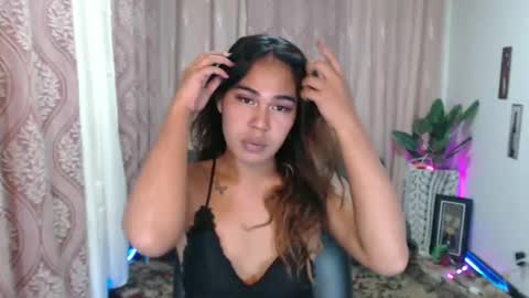 Snapshot of vampy_ebony_laxine chatting on September 22, 10:19 am vampy_ebony_laxine online show from September 22, 10:19 am