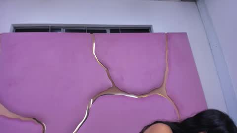 Snapshot of vanelin18 chatting on October 12, 3:37 pm Vane online show from October 12, 3:37 pm