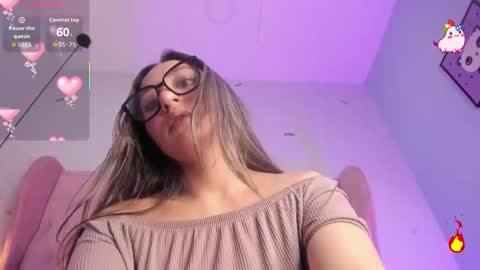 vanelope_evans_ online show from February 4, 2:21 pm