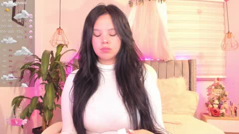 Snapshot of vanesa_moon_ chatting on January 16, 2:41 am vanesa_moon_ online show from January 16, 2:41 am