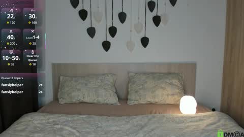 Vanessa Maes online show from March 15, 10:02 pm