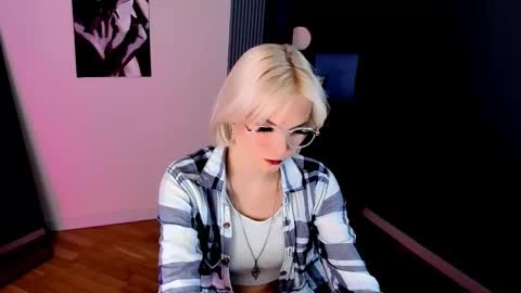 Vanessa online show from February 23, 2:52 pm