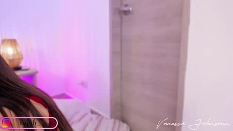 Snapshot of vanessajohnsonn chatting on March 9, 12:10 am vanessajohnsonn online show from March 9, 12:10 am