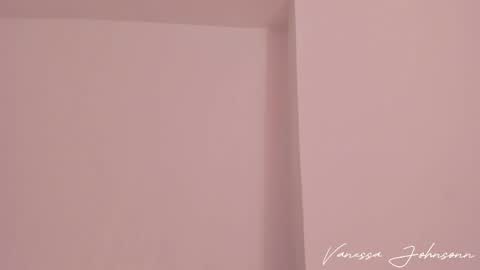 vanessajohnsonn online show from May 28, 1:58 am