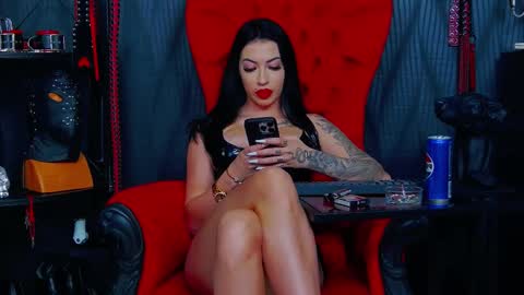 Miss Vanessa online show from March 7, 5:06 pm