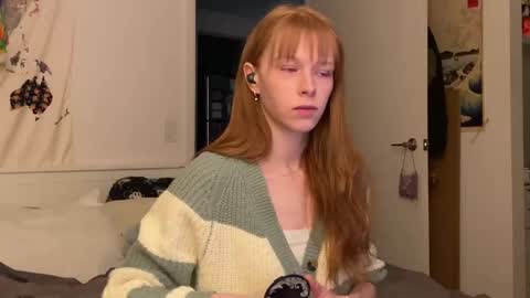 Snapshot of vanessapark chatting on February 26, 7:02 am Vanessa online show from February 26, 7:02 am