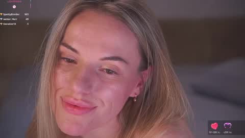 Sophie online show from April 11, 2:27 am