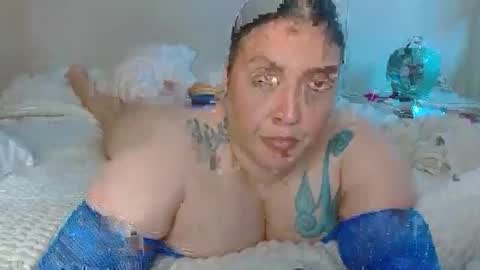 vanitykaine online show from May 18, 8:26 pm