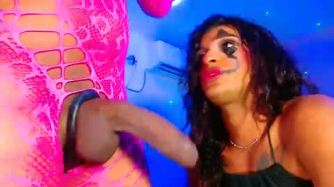 vannesa01 online show from October 30, 7:36 pm