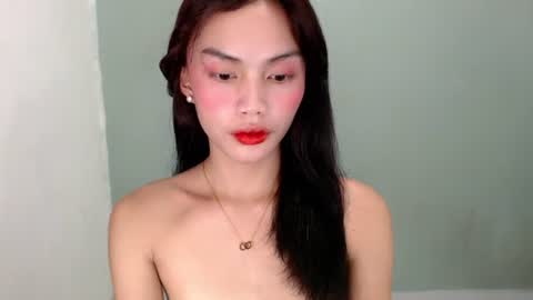 Snapshot of vannesasexyslutt chatting on September 18, 8:24 pm VANNESA online show from September 18, 8:24 pm