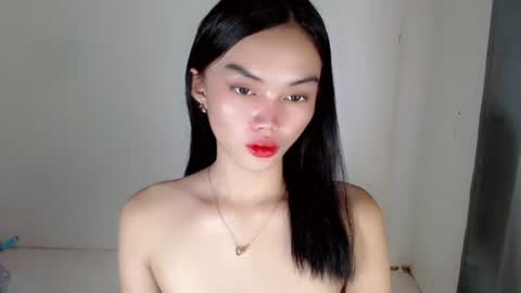 Snapshot of vannesasexyslutt chatting on October 17, 2:26 am VANNESA online show from October 17, 2:26 am